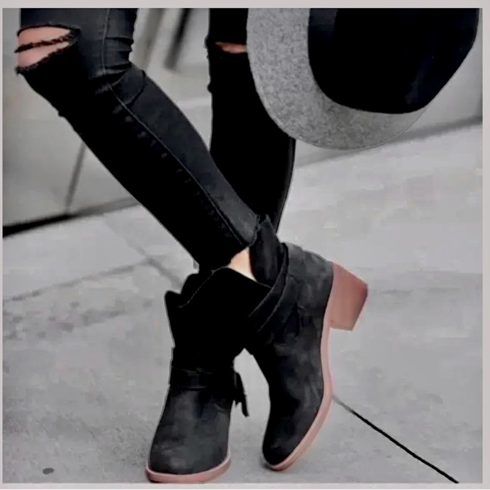 UGG Black Elora Boho Nubuck Leather Ankle Boots 9.5